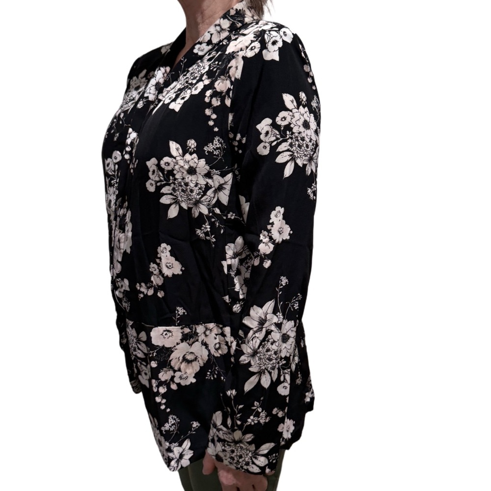 ASTR Black Ivory Floral Open Front Lightweight Blazer Kimono Jacket Top Small - Picture 5 of 15
